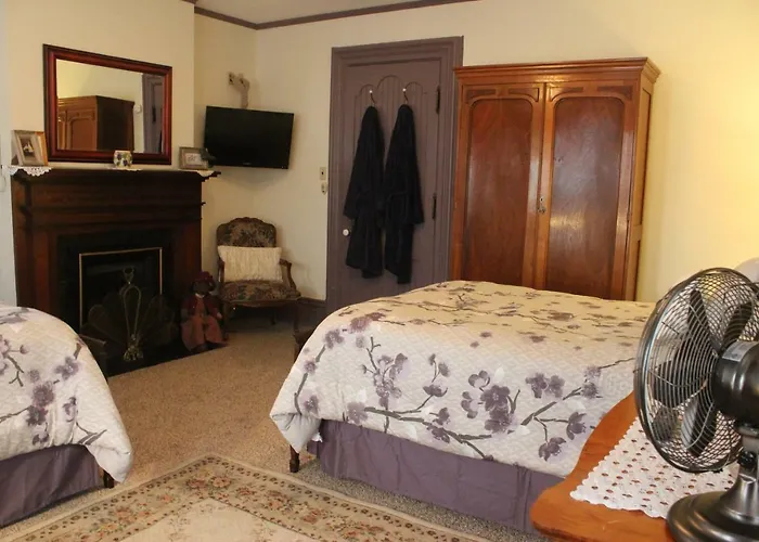 Spencer House Bed & Breakfast