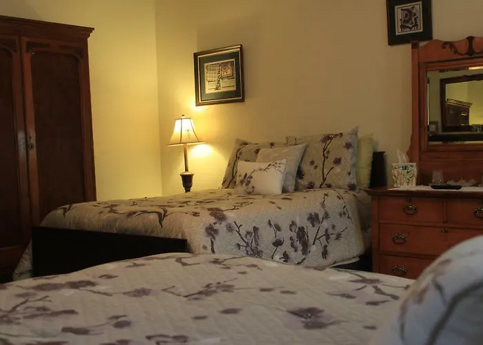 Spencer House Bed & Breakfast