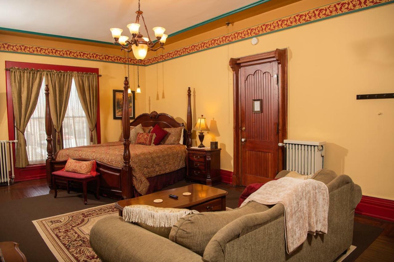 Spencer House Bed and breakfast